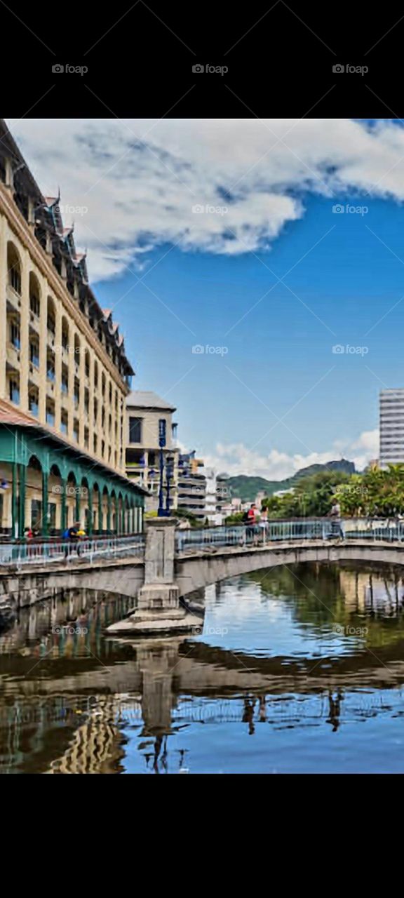 Caudan Waterfront: Brigde Waterside Picture