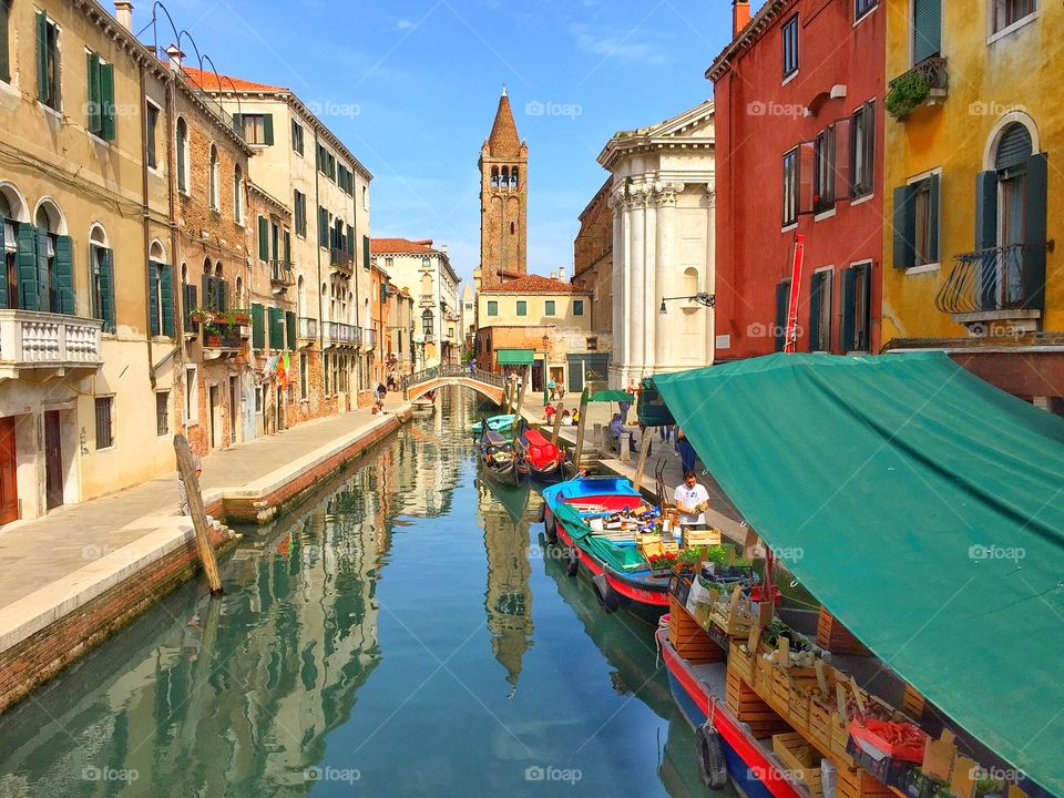 Burano canal 