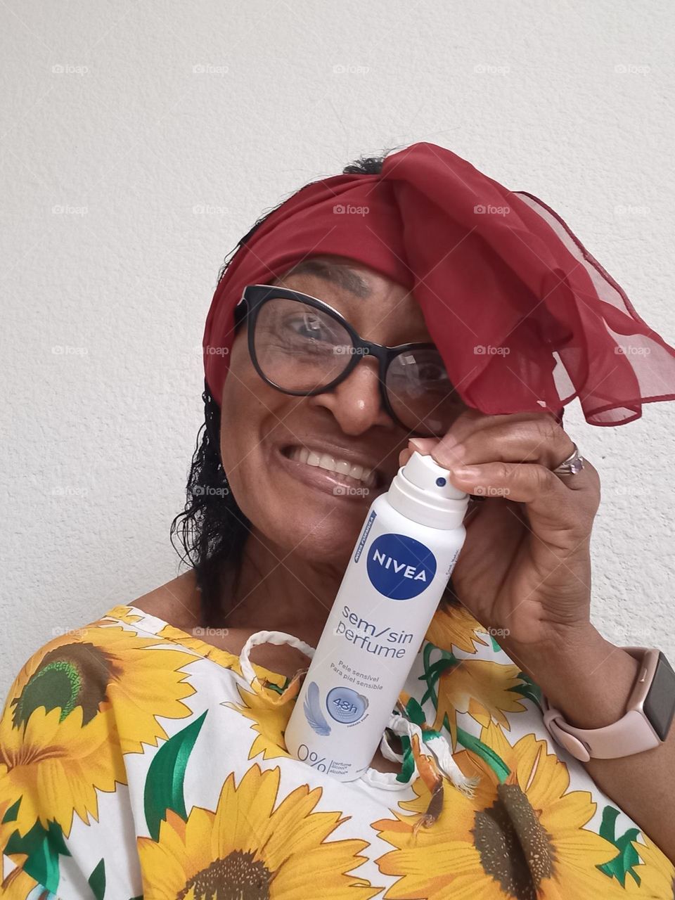 Desodorante  para pele sensível, sem perfume e 0% álcool. A NIVEA,  trata sua pele com carinho! Pele protegida, tratada e livre de maus odores