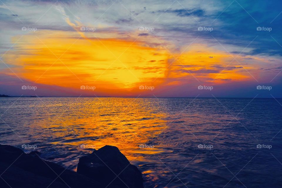 Nature photography - Sun rise - Sky and water