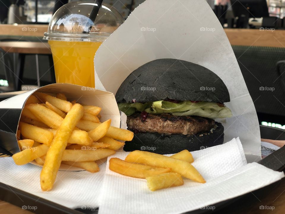 Black burger 