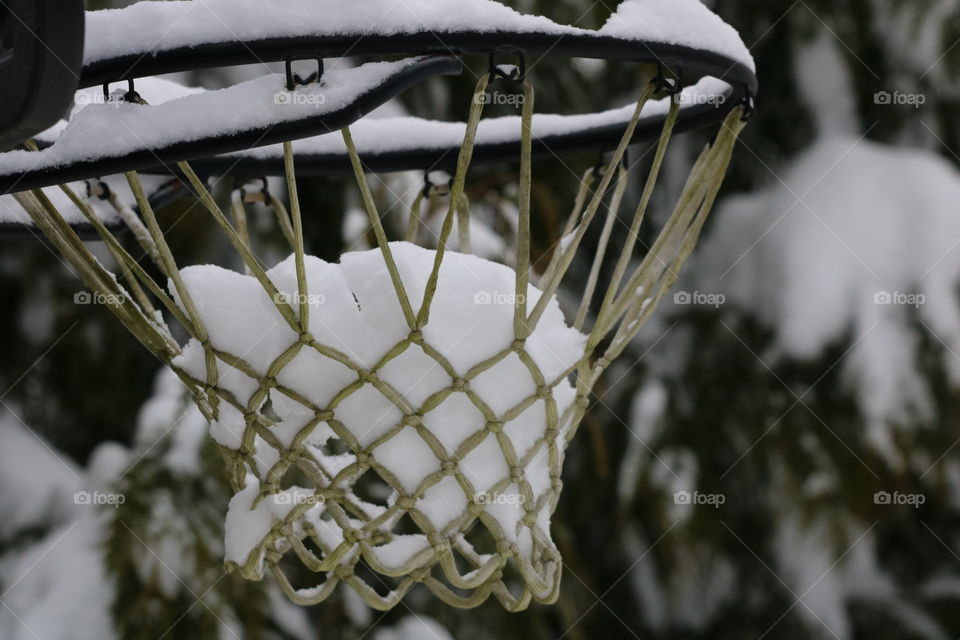 .... when you wake up and see the snow has played basketball the whole night and actually scored ...