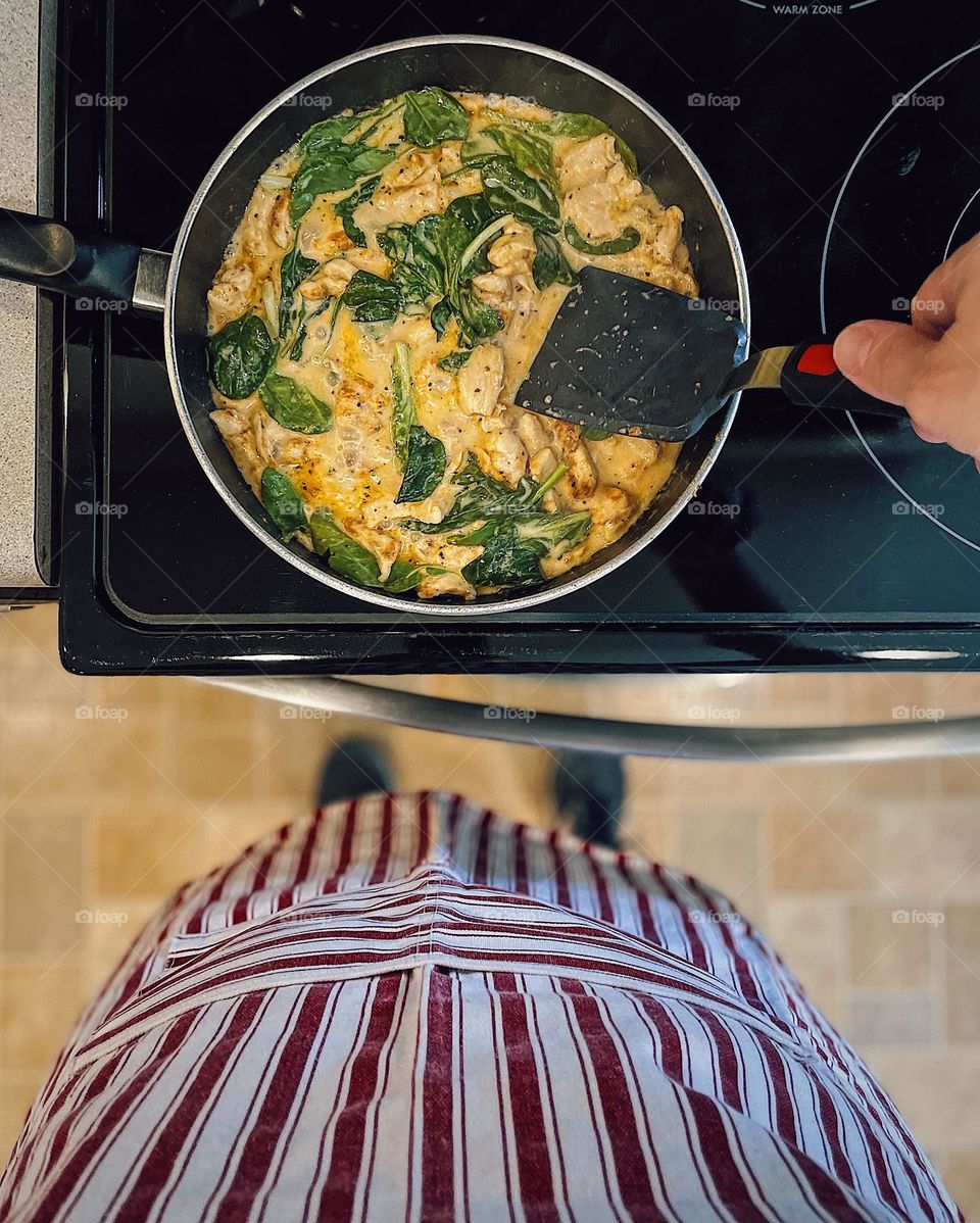 Smartphone food photography, cooking Tucson Chicken dinner at home, mother making dinner for family, standing at the stove making dinner, chef’s perspective on cooking, making dinner for the family, easy Chicken dinner, mobile photography