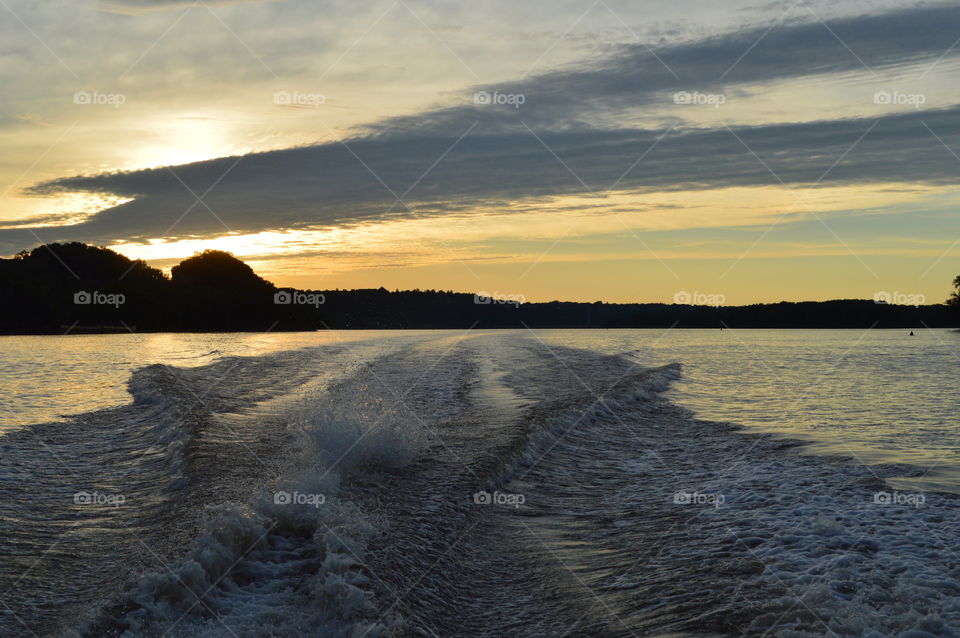 Sunset on the Mississippi River south of Dubuque, Iowa. 