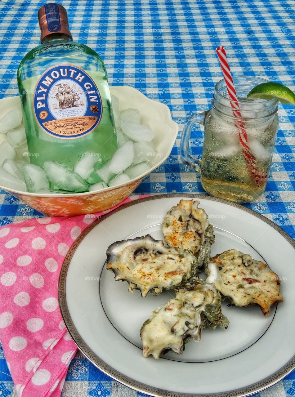 Plymouth Gin With Oysters Rockefeller