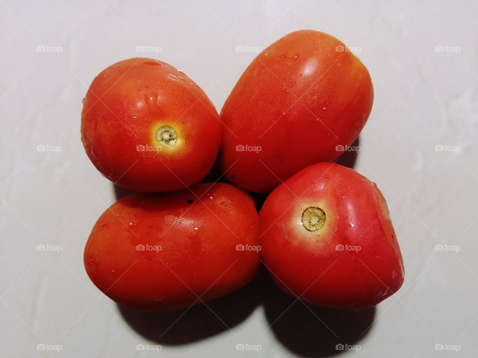 Tomate fresco