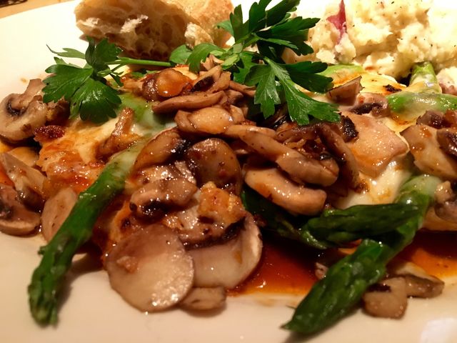 Chicken and mushrooms