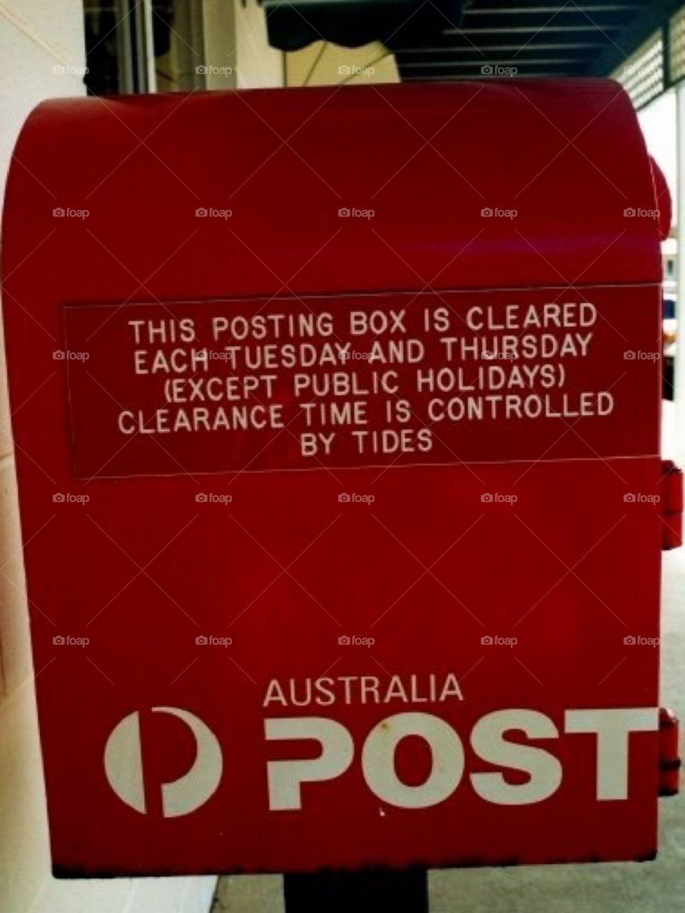 Tides determine mail collection on Fraser Island