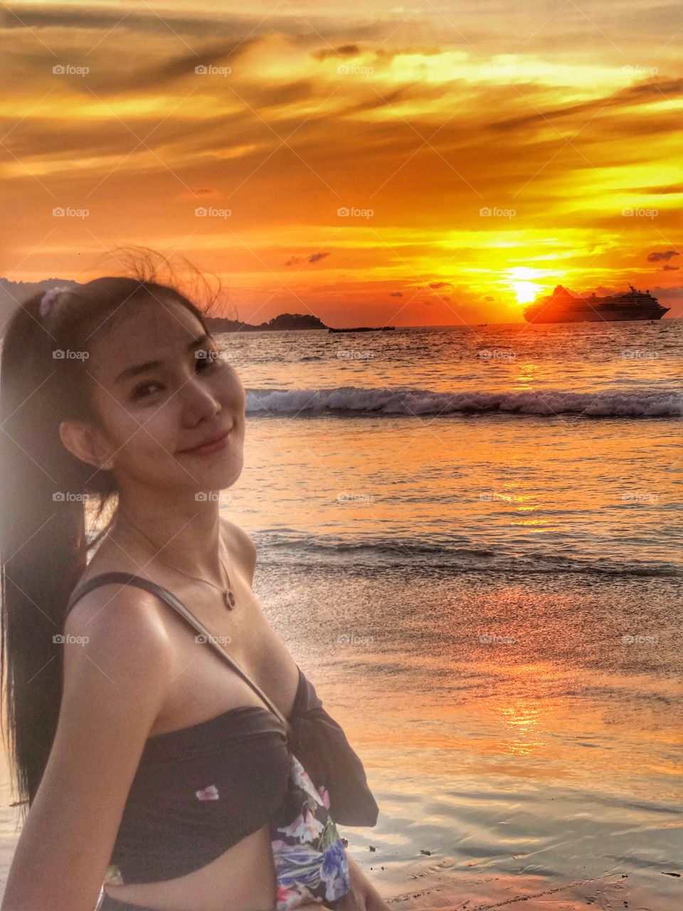 My lovely smile and Sunset at the phuket 
