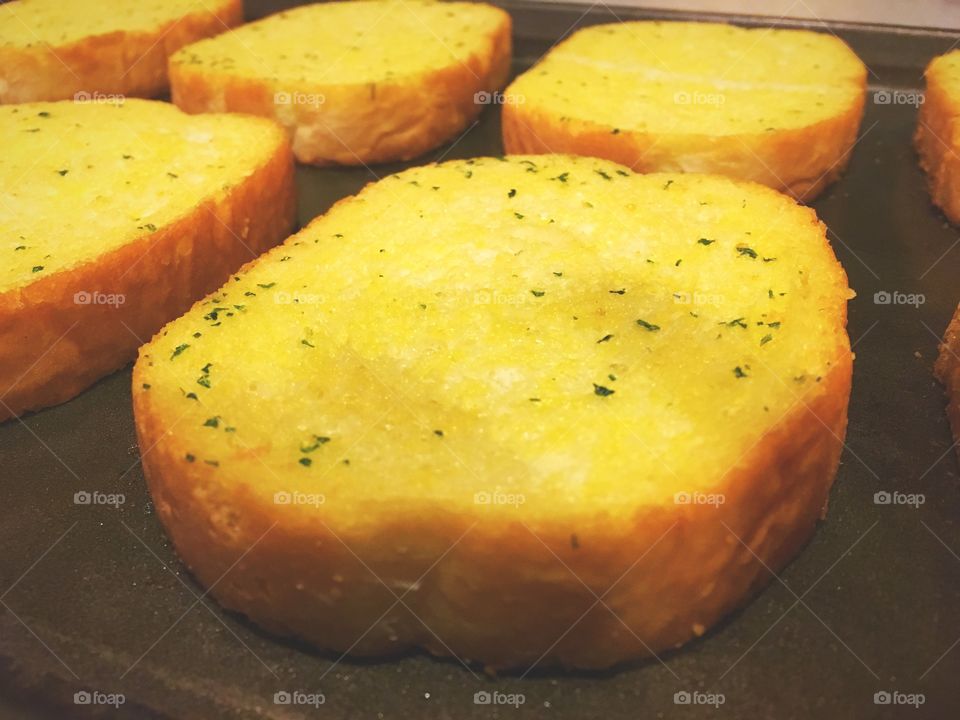 Garlic Butter Bread