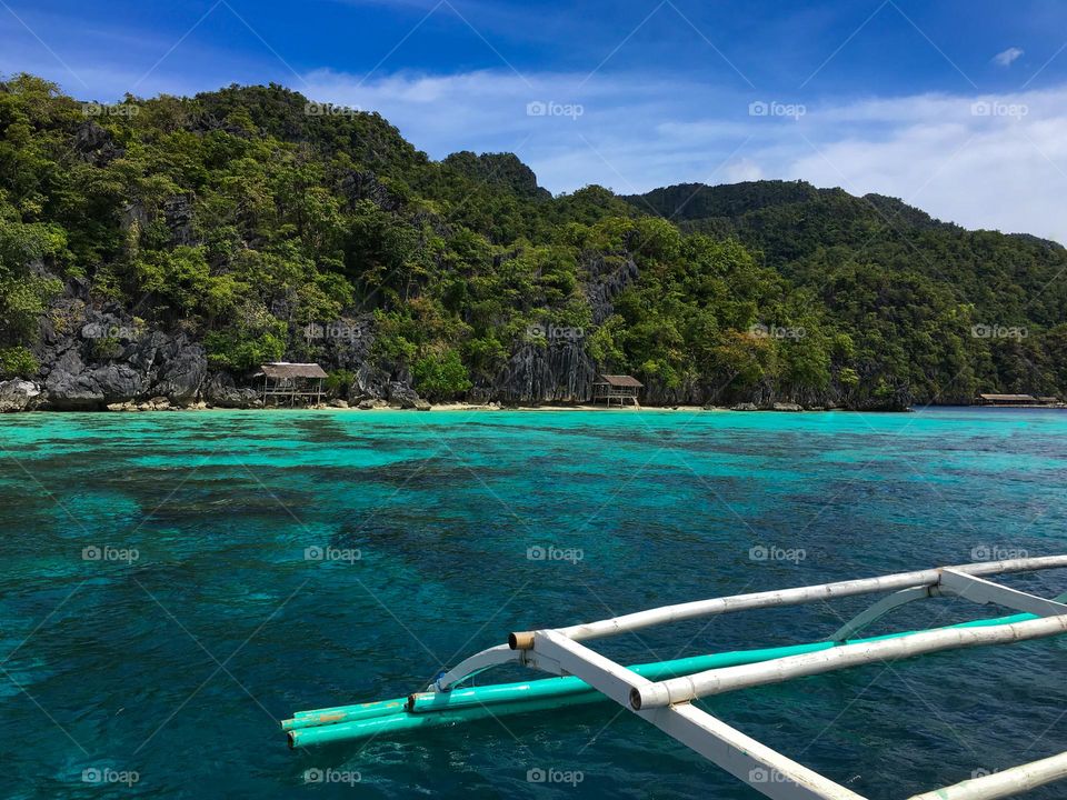 Turquoise paradise in the Philippines 