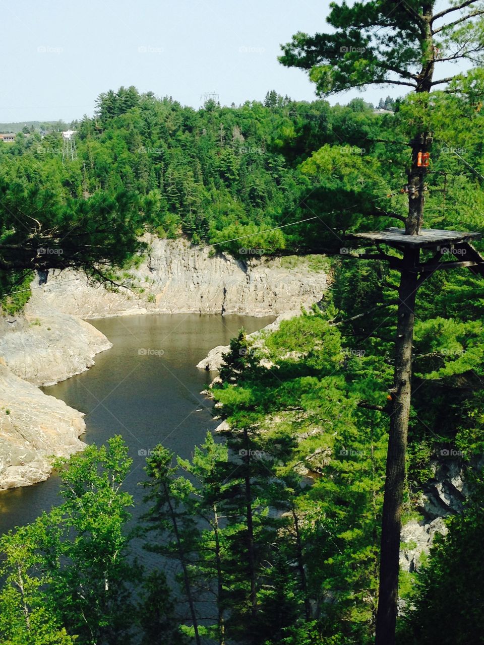 Zip line in New Brunswick over the gorges 