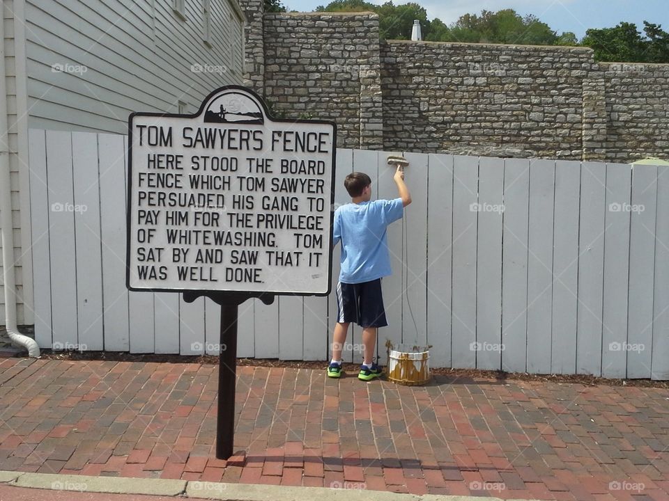 Tom Sawyer fence