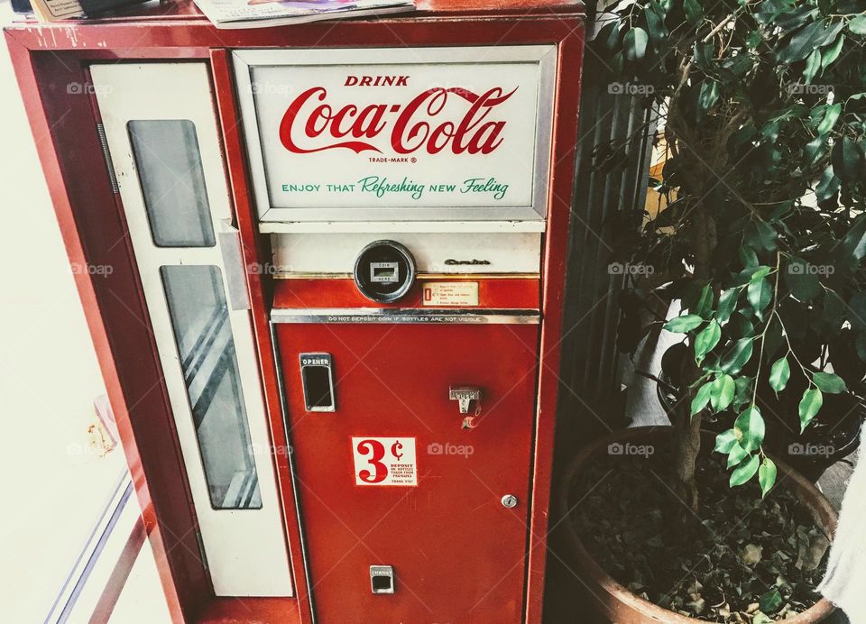 vantage Coca-Cola vending machine