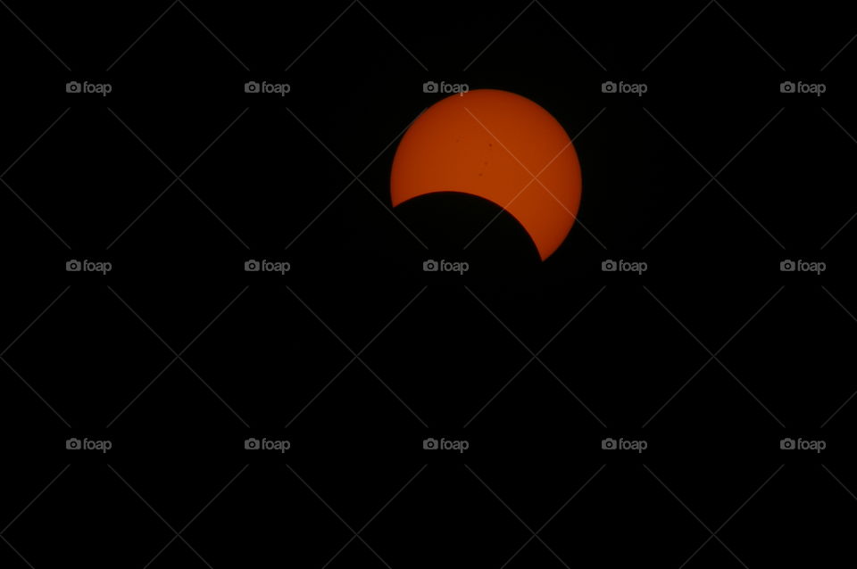 partial phase eclipse with sun spots