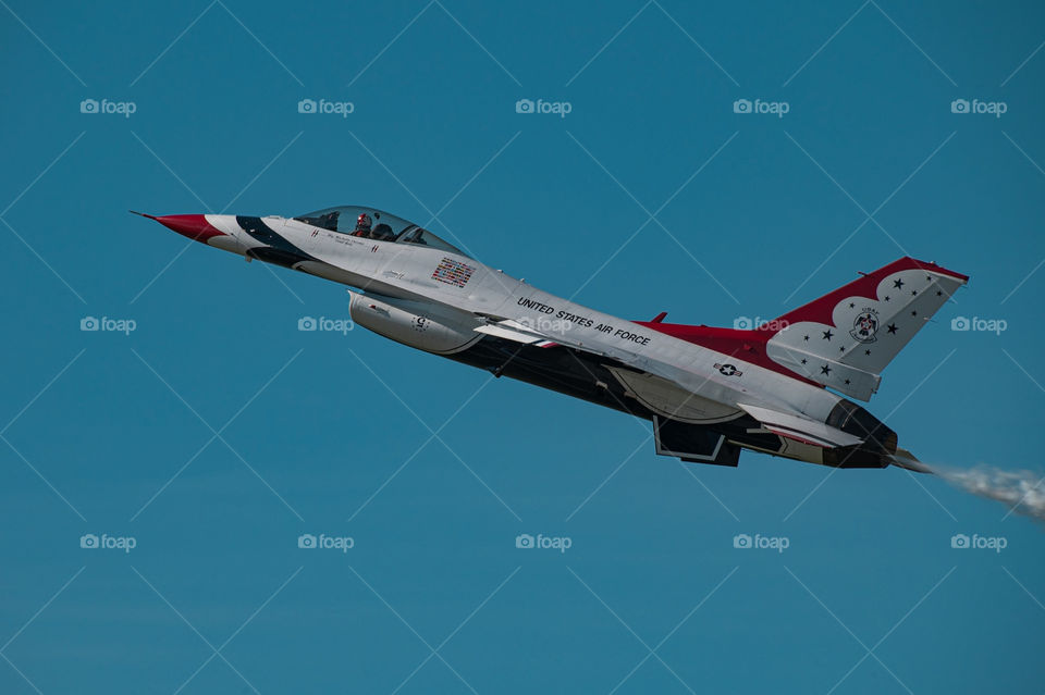 Thunderbird low altitude flyby 