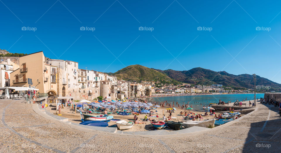 cefalù's beach