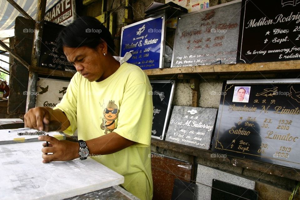 Tombstone maker