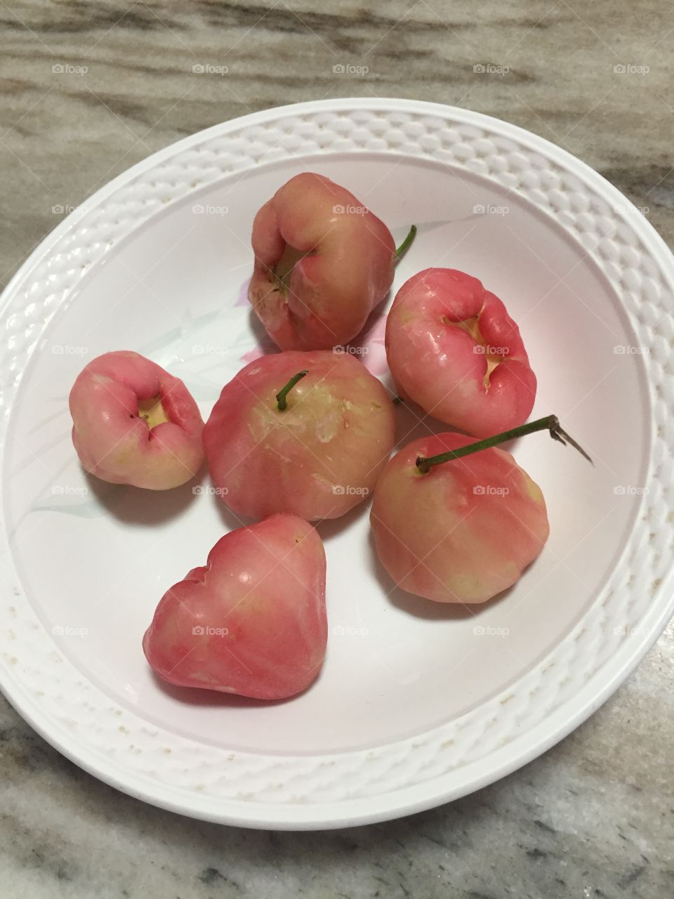 Java Apple ... Rose Apple ... Jambu 莲雾。Picked from a roadside tree at Tampines, Singapore