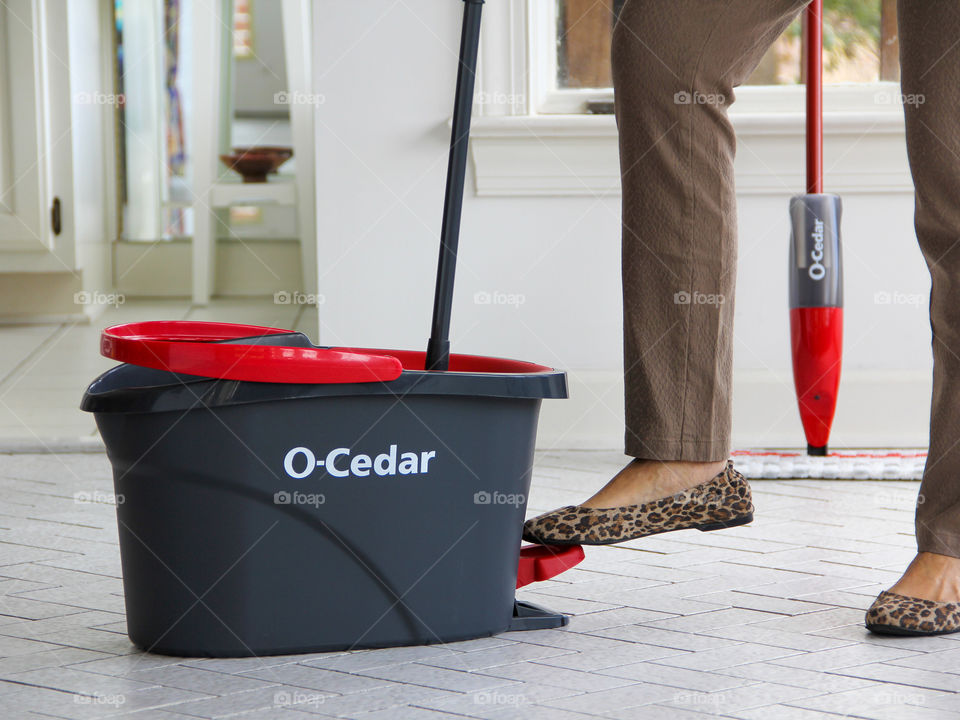 EasyWring Spin Mop & Bucket System by O-Cedar