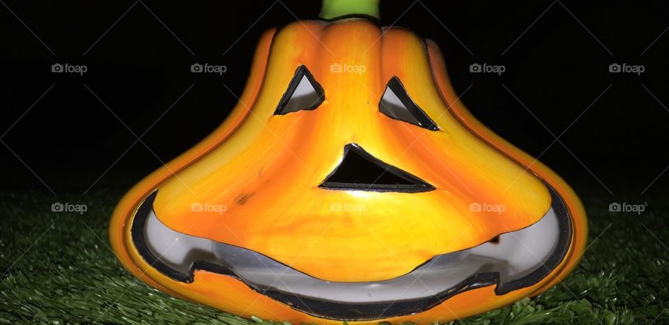 Wide mouth pumpkin.