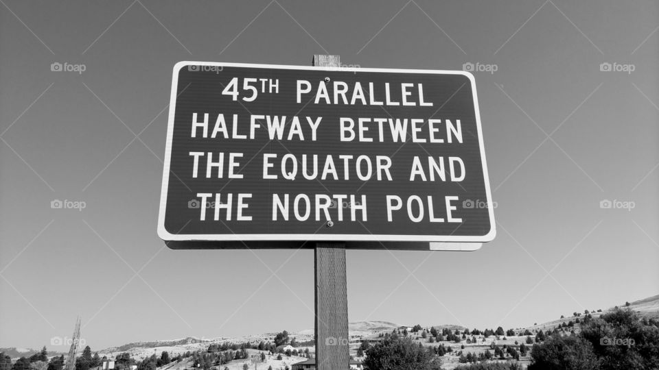 The 45th Parallel Sign