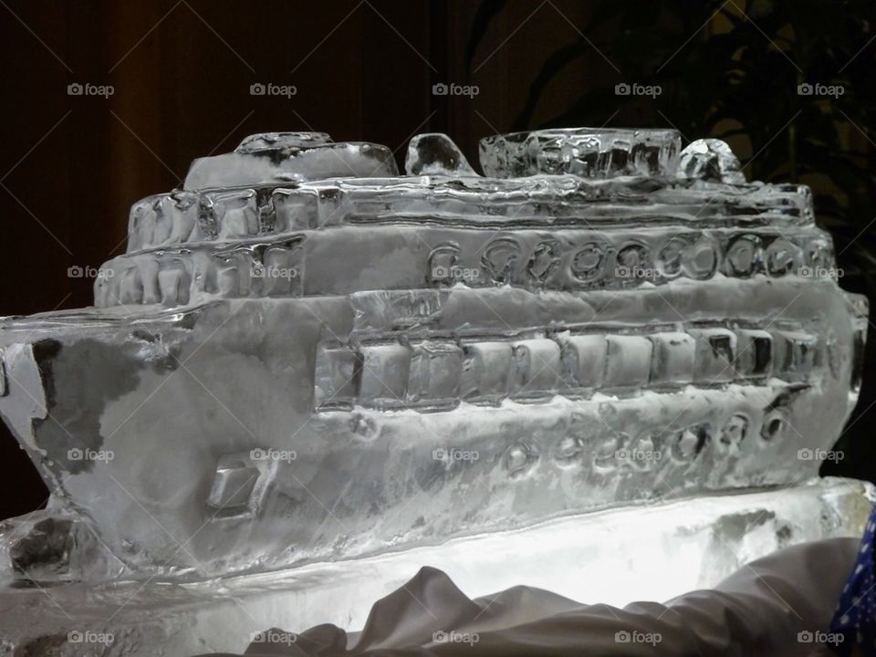 Ice sculpture