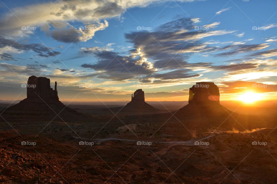 Sunrise at Monument Valley, Utah