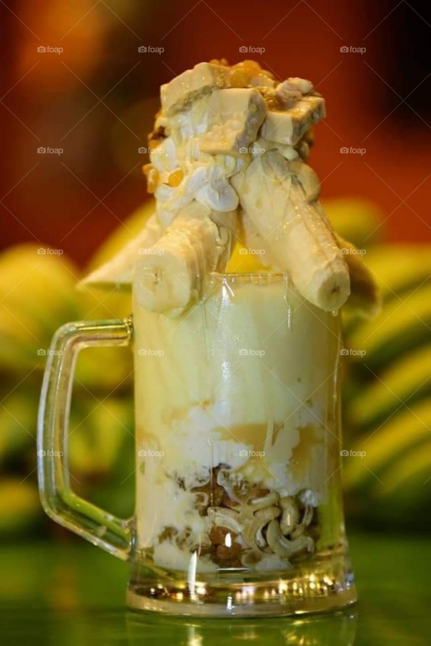 Banana with milk