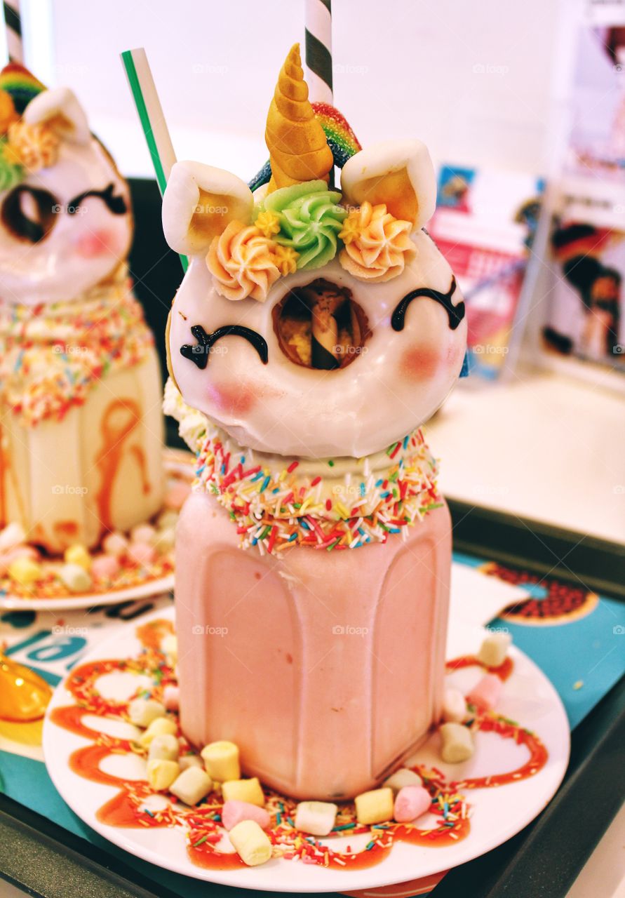 Have you ever seen anything more cute than this unicorn milkshake?