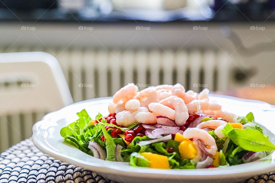 Healthy shrimp salad 