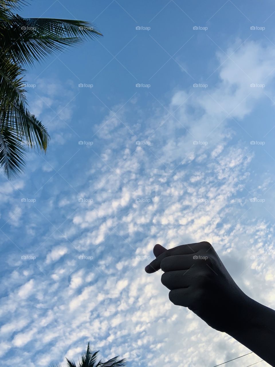 I cant touch the sky but i can see🥰