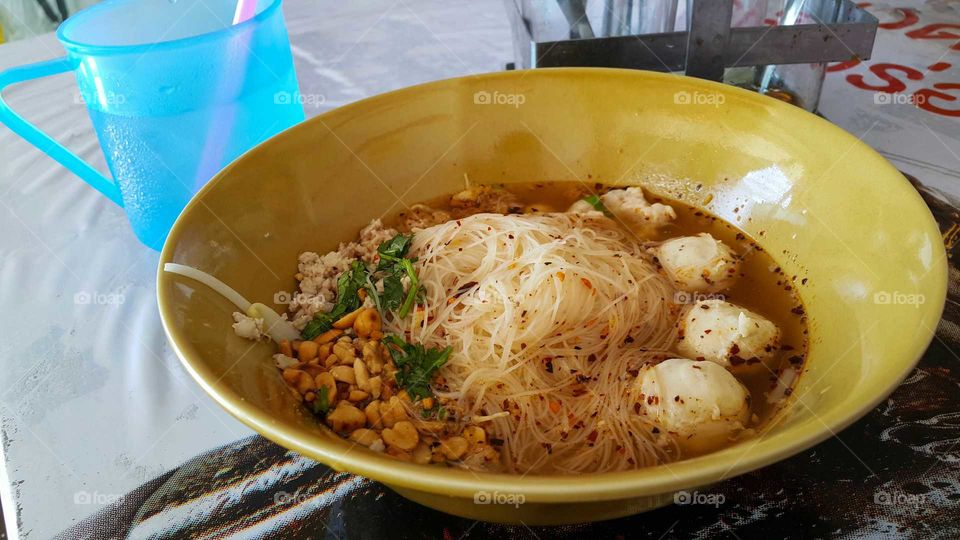 noodle pork spicy soup