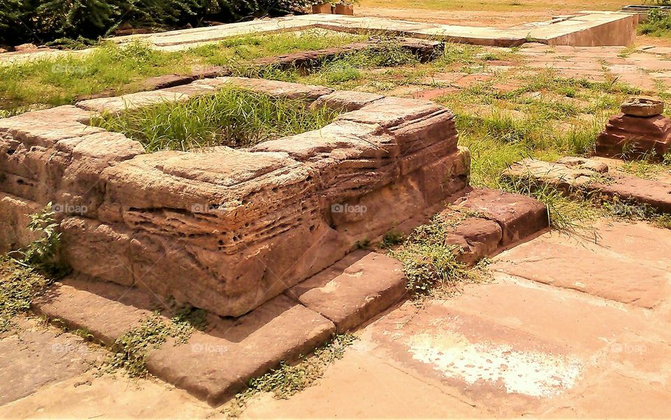 Ancient Infrastructure

Hawan Kund

Pureshwar Mahadev Temple, Desalpar, Bhuj, Gujarat, India.