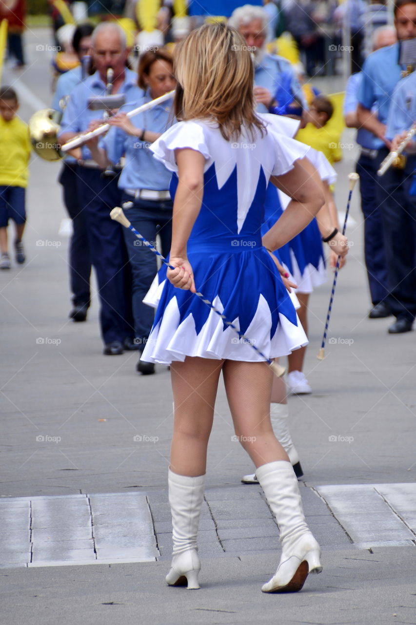 majorette dance in the street