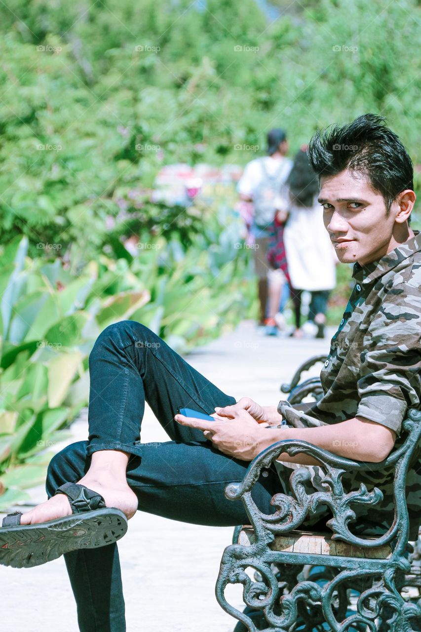 smile and let's enjoy this shiny day