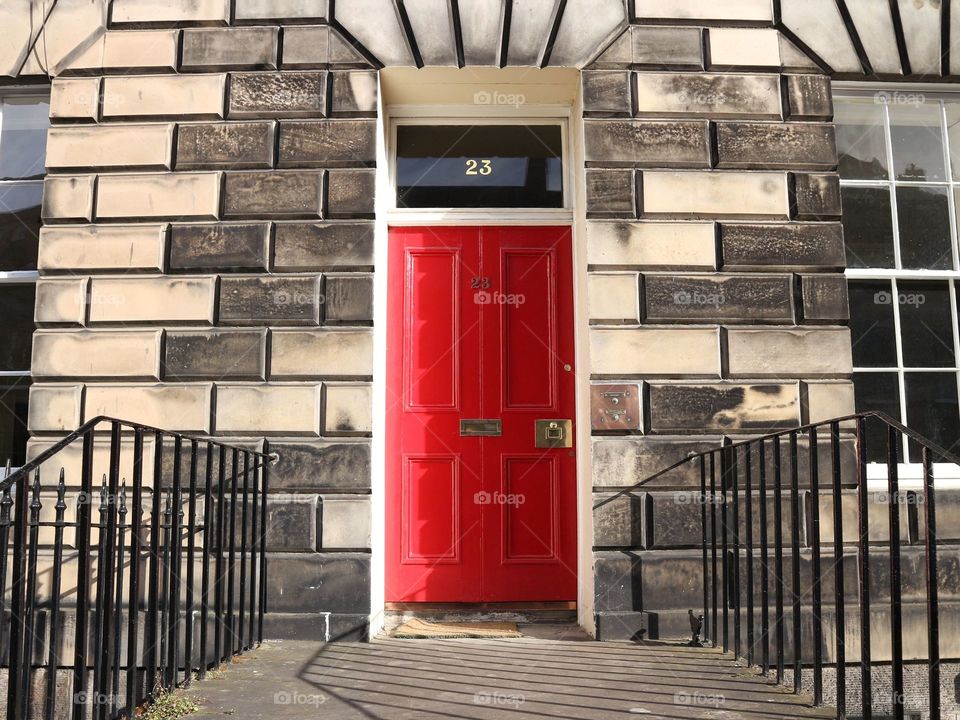 Edinburgh Newtown colourful door