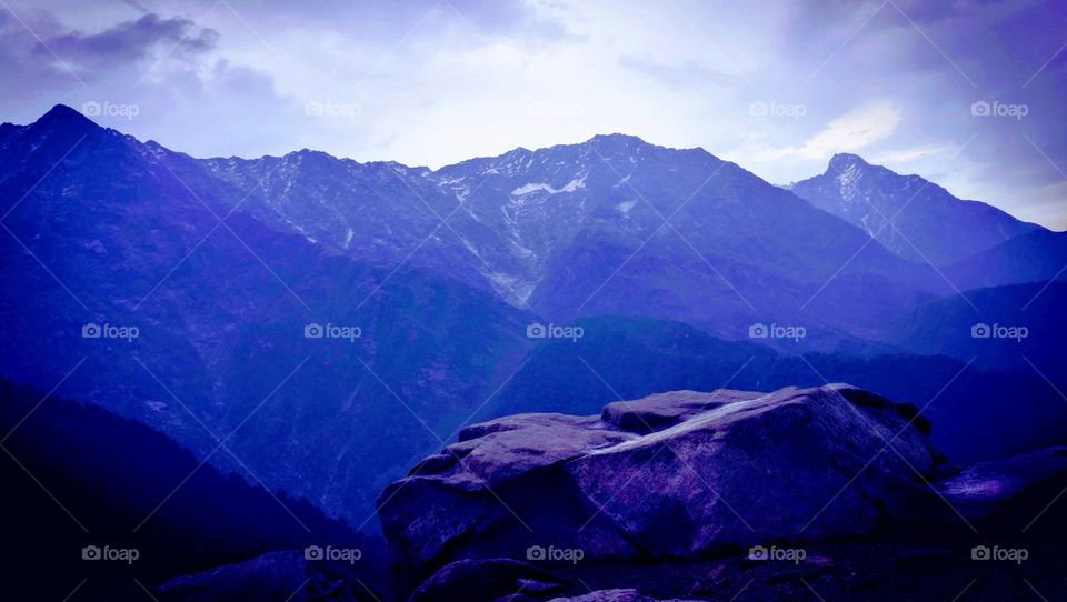 Trekking to triund, mcleodganj, himachal pradesh, india