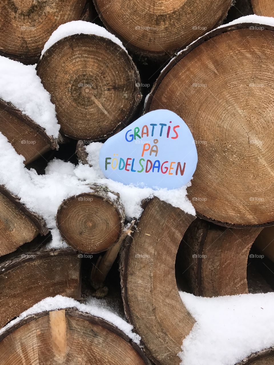 Grattis på födelsedagen, Happy Birthday in swedish language on a stone 