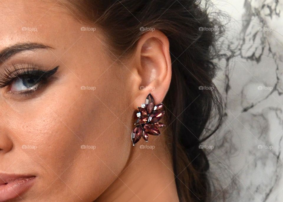 Favorite Jewelry, Earrings with Red Stones