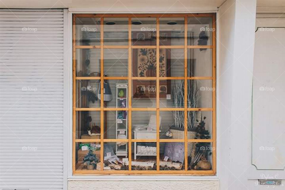 Fenêtre de magasin.