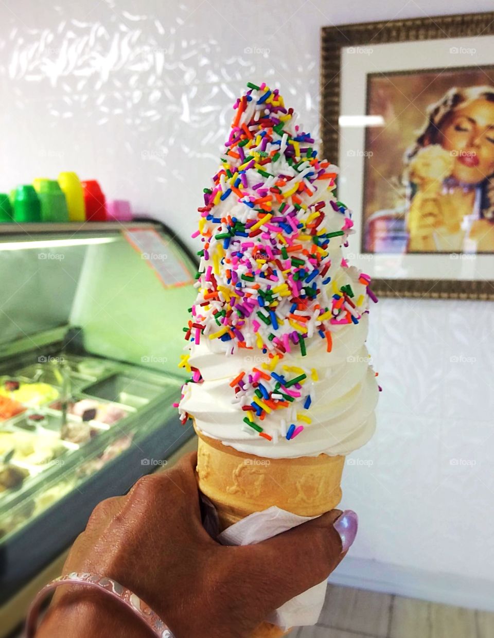 Vanilla ice cream cone