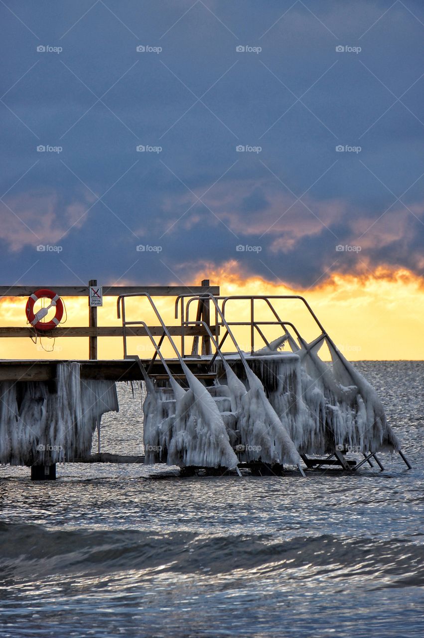 Winter on the jetty