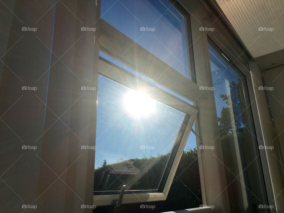 Sun through window 