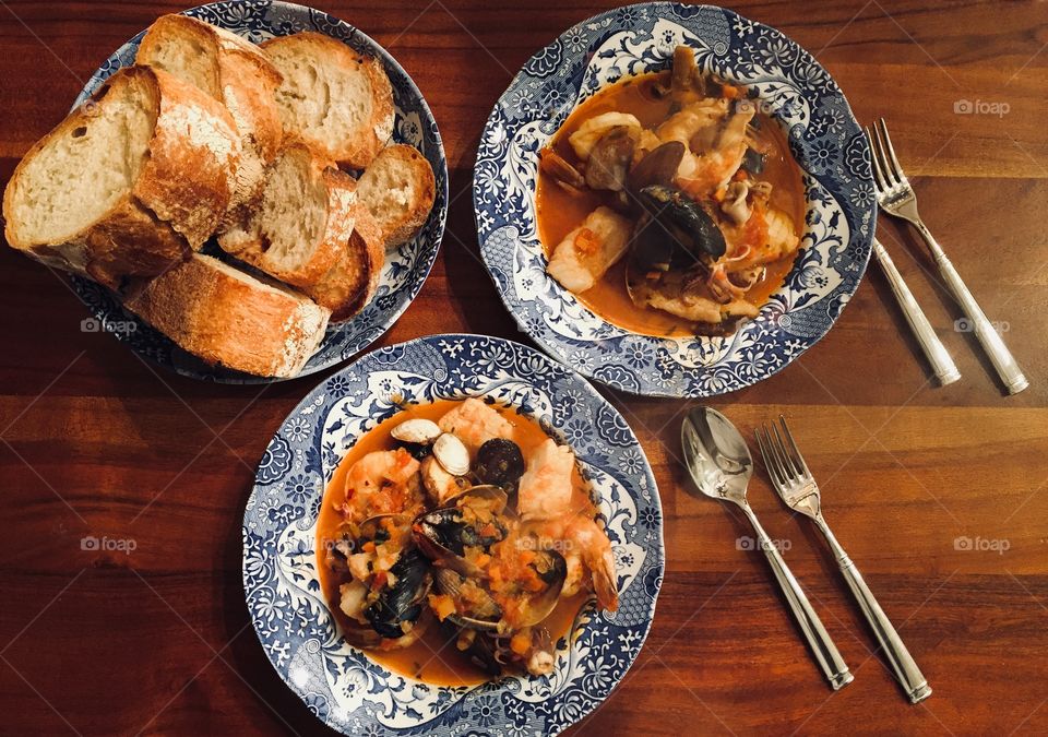 Cioppino Seafood Dinner