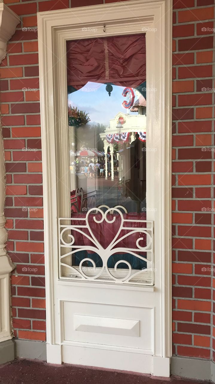 #day72 Everyday Disney World in Orlando Florida. I have been lost on Disney Properties consecutively since 4/3/19! You can find it on https://www.facebook.com/selsa.susanna or on IG SelsaCamacho YT SelsaSusanna • Magic Kingdom 6/13/19 Thursday