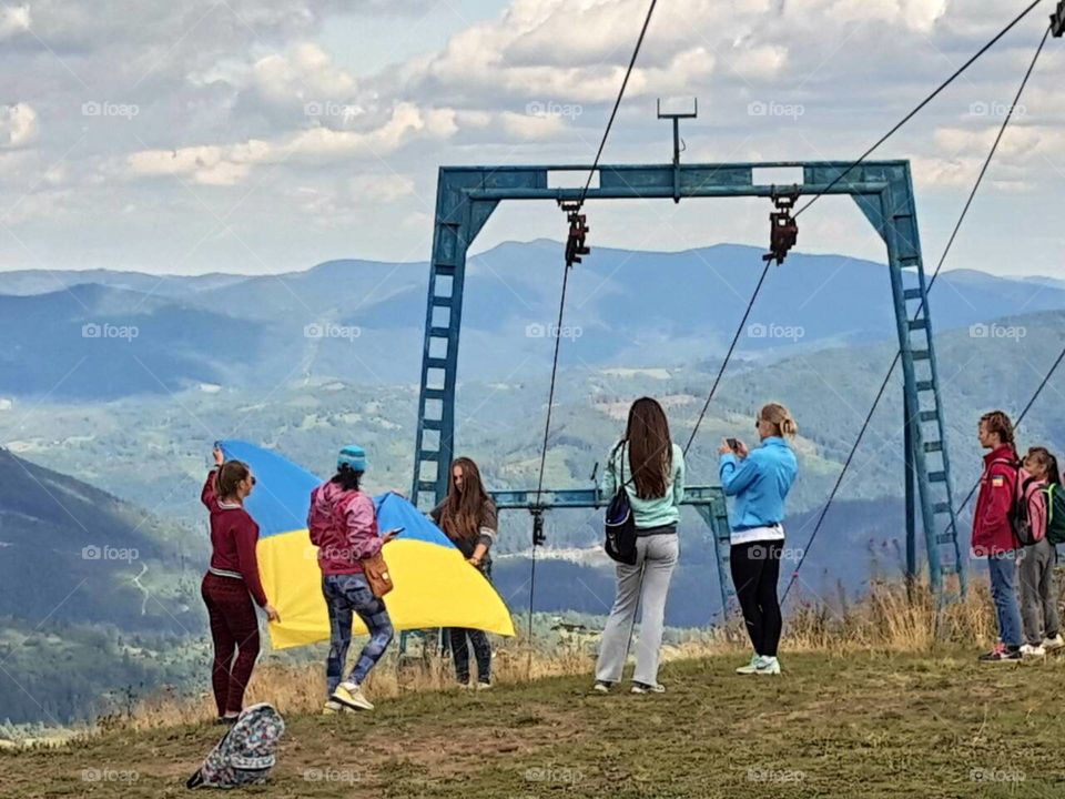 Люди горы флаг туризм