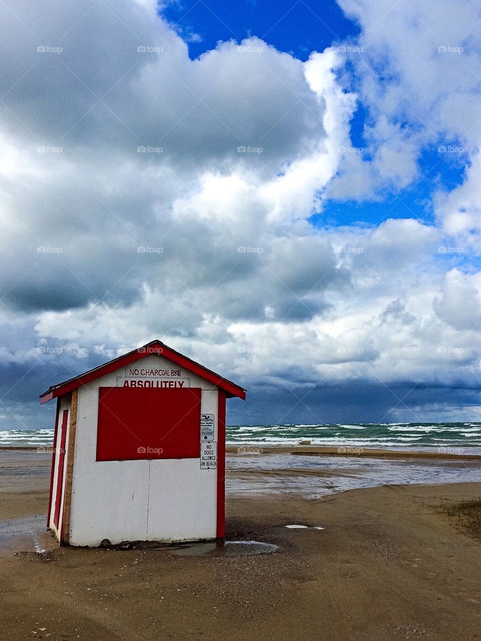 Beach hut