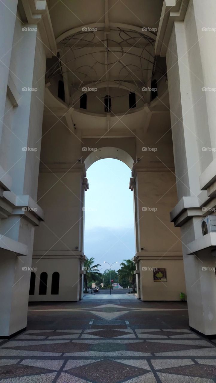 gerbang simpang lima gumul Kediri