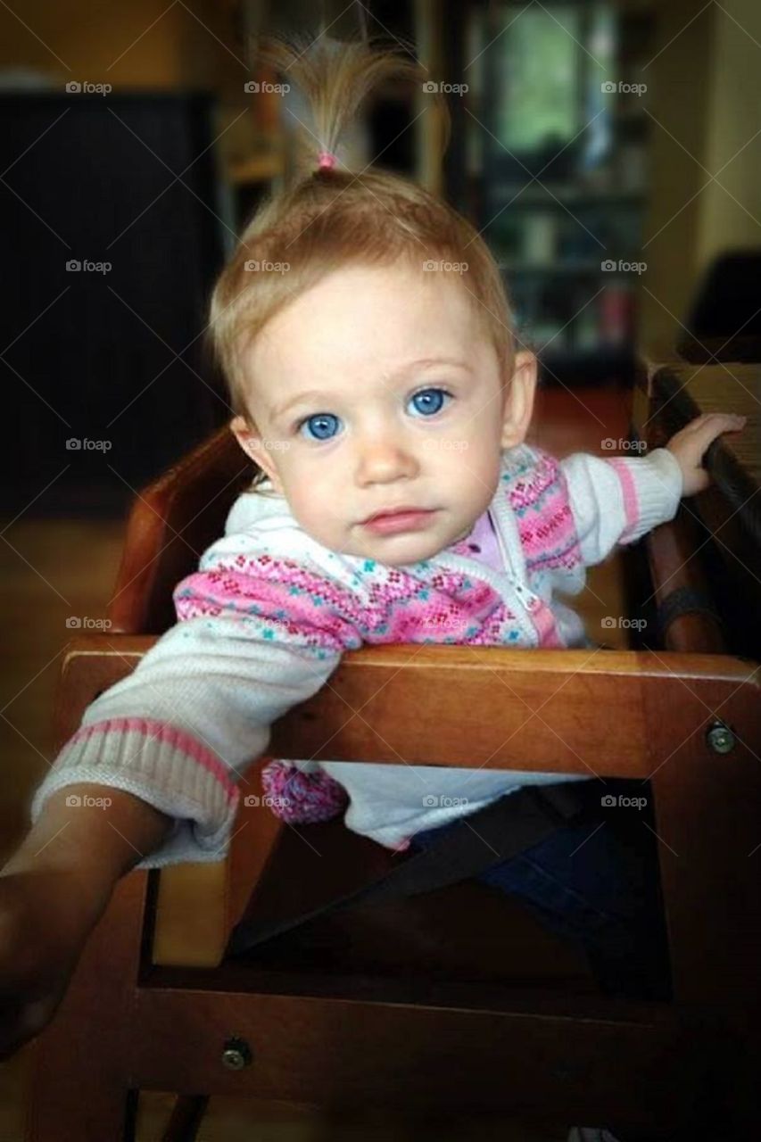 Out to lunch with this blue eyed cutie!